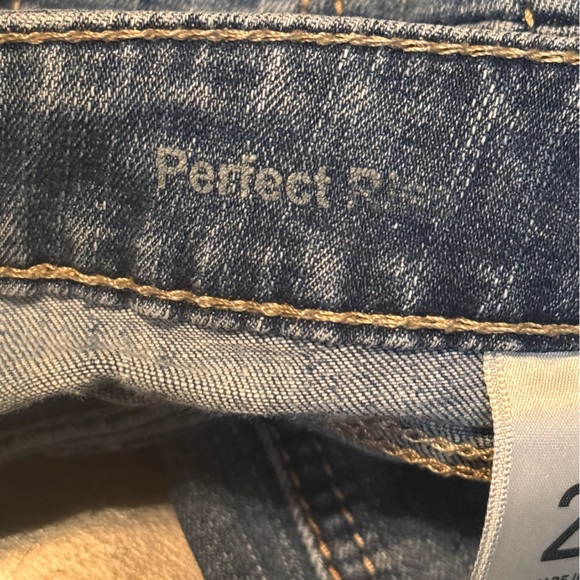 Ariat Jeans Denim Women 25L Trouser Boot Leg Raw Frayed Hem Light Perfect Rise - Picture 11 of 16